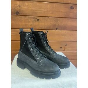 COZZY GIRL Journey women's ankle boots  gray/charcoal  black knit cuff Sz 7 NWOB